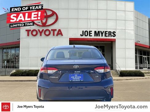 Used 2025 Toyota Corolla LE image 5