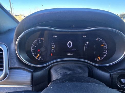 Used 2022 Jeep Grand Cherokee Limited image 23