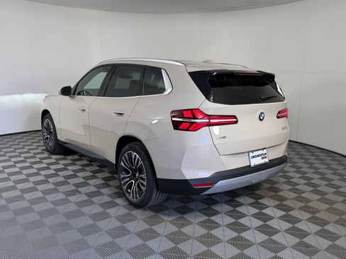 Used 2026 BMW X3 xDrive30i w/ Premium Package AWD/4WD image 3