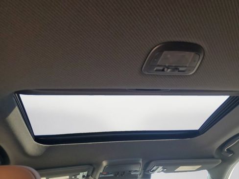 New 2026 Subaru Outback Touring AWD/4WD image 17