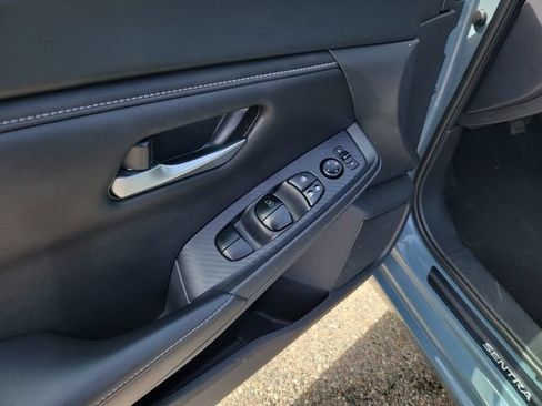 Used 2024 Nissan Sentra SV FWD image 16