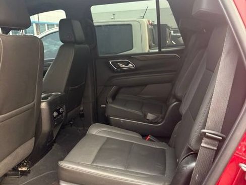 Used 2023 Chevrolet Tahoe Z71 w/ Luxury Package AWD/4WD image 12