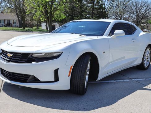 Used 2021 Chevrolet Camaro LS RWD image 3