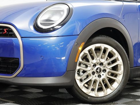 New 2025 MINI Cooper S image 3