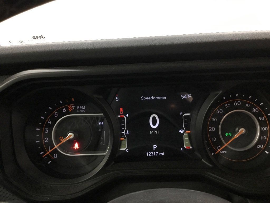 Used 2025 Jeep Gladiator Mojave AWD/4WD image 37