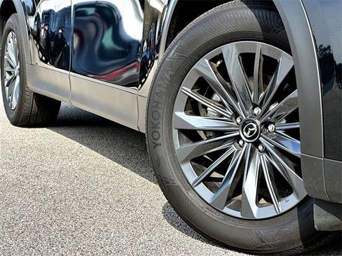 Used 2025 MAZDA CX-70 3.3 Turbo w/ Preferred Package image 2