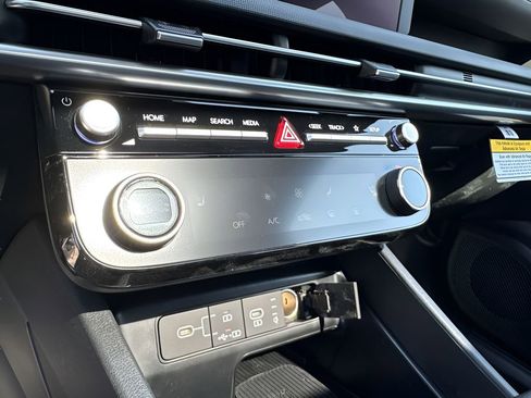 New 2025 Hyundai Santa Cruz SEL image 17