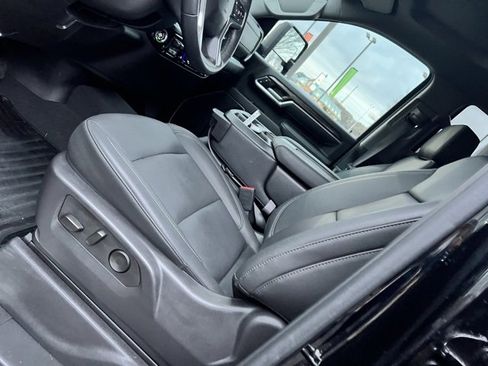 Used 2025 Chevrolet Silverado 2500 LTZ image 15