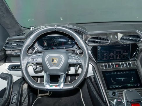 Used 2023 Lamborghini Urus S AWD/4WD image 68