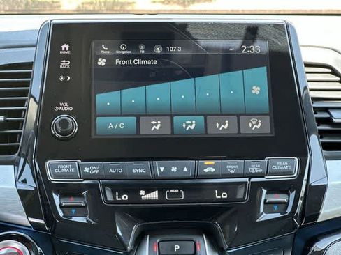 Used 2023 Honda Odyssey Touring image 17
