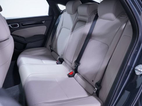 Used 2023 Honda Civic Sport Touring image 9