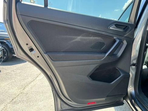Used 2021 Volkswagen Tiguan S FWD image 19