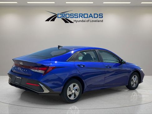 New 2025 Hyundai Elantra SE w/ Cargo Package image 4