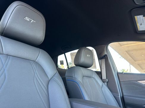 New 2026 Buick Envista Sport Touring w/ Convenience I Package FWD image 17