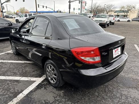 Used 2005 Kia Rio Sedan image 3
