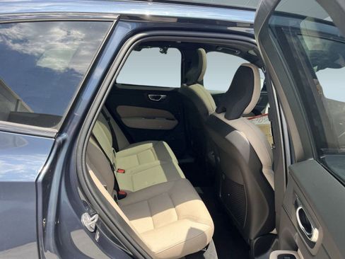 Used 2026 Volvo XC60 B5 Core image 27