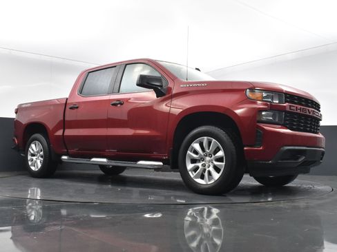 Certified 2022 Chevrolet Silverado 1500 Custom image 59