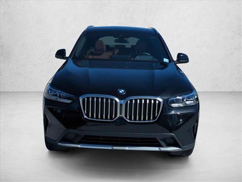 Used 2024 BMW X3 sDrive30i w/ Premium Package RWD image 2