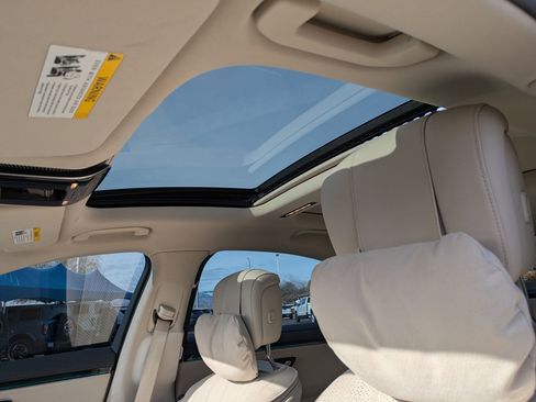 Used 2022 Mercedes-Benz S 500 4MATIC image 16