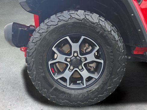 Used 2021 Jeep Wrangler Unlimited Rubicon AWD/4WD image 24