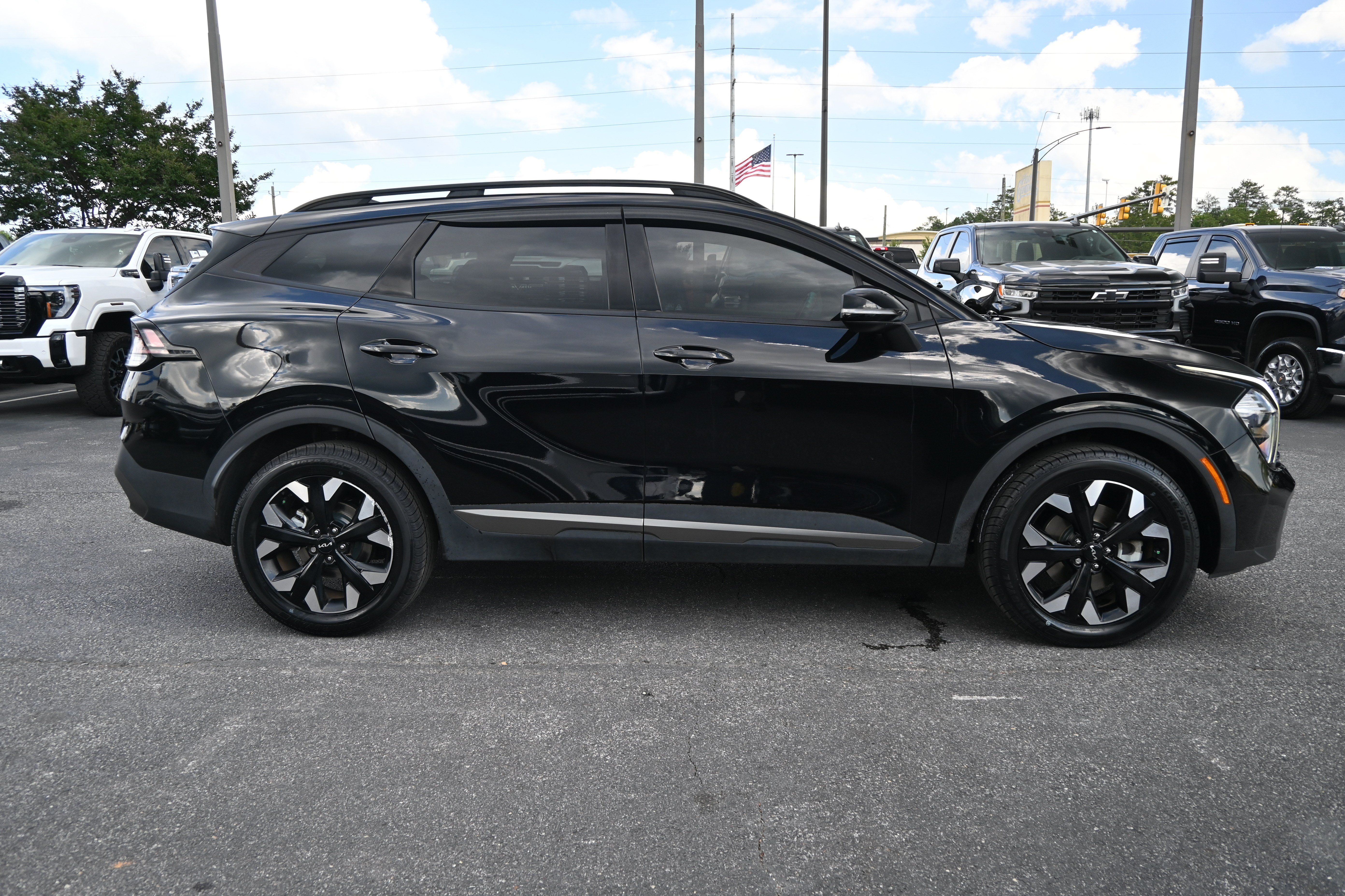 Used 2023 Kia Sportage X-Line w/ X-Line Premium Package AWD/4WD image 11