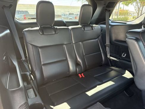 Used 2025 Ford Explorer ST-Line AWD/4WD image 31