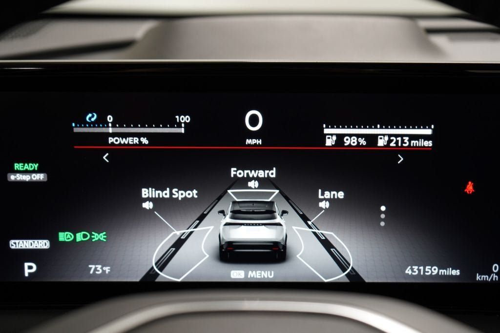 Used 2023 Nissan Ariya FWD image 15