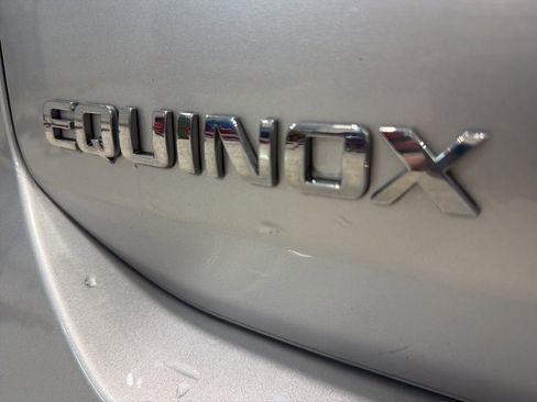 Used 2022 Chevrolet Equinox LT FWD image 9