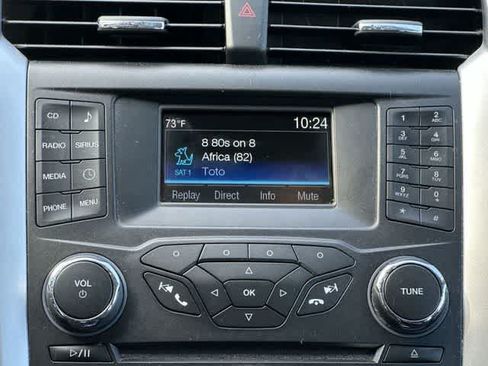 Used 2015 Ford Fusion SE w/ Equipment Group 201A FWD image 10