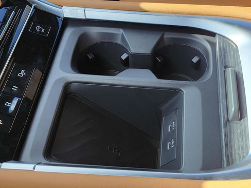 New 2026 Nissan Armada SL w/ Captain's Chari Seat Package image 24