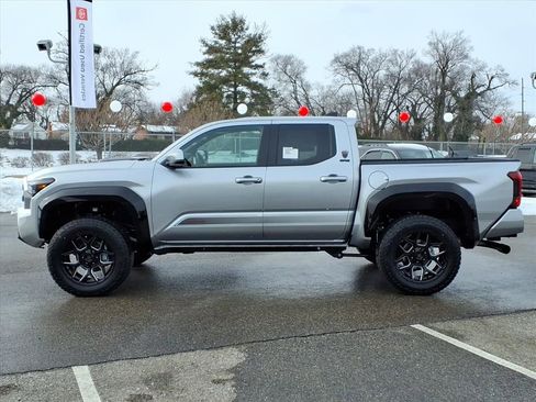 New 2026 Toyota Tacoma SR5 image 7