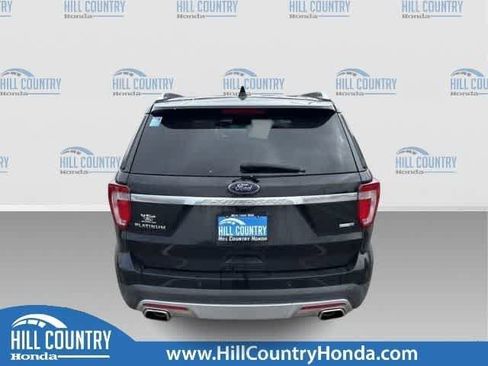 Used 2016 Ford Explorer Platinum AWD/4WD image 5