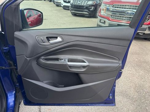 Used 2015 Ford Escape SE w/ Equipment Group 201A FWD image 17