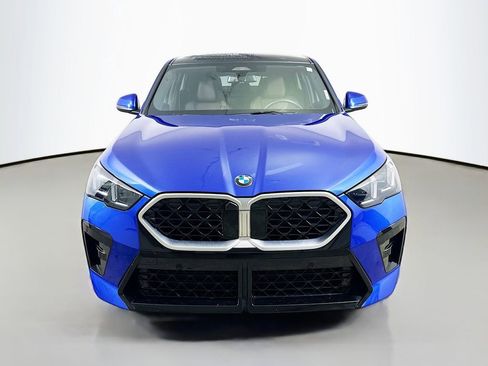 Used 2025 BMW X2 xDrive28i w/ M Sport Package image 2