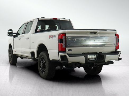 Used 2023 Ford F350 Platinum AWD/4WD image 3