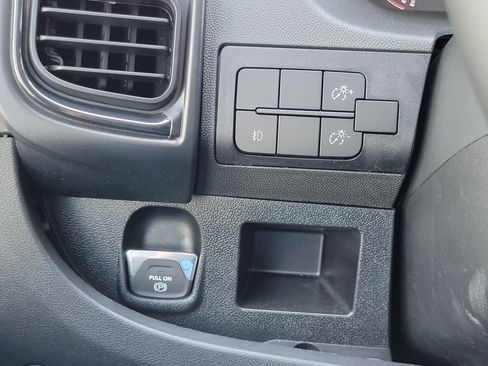 Used 2024 RAM ProMaster 1500 w/ Cold Weather Group FWD image 13