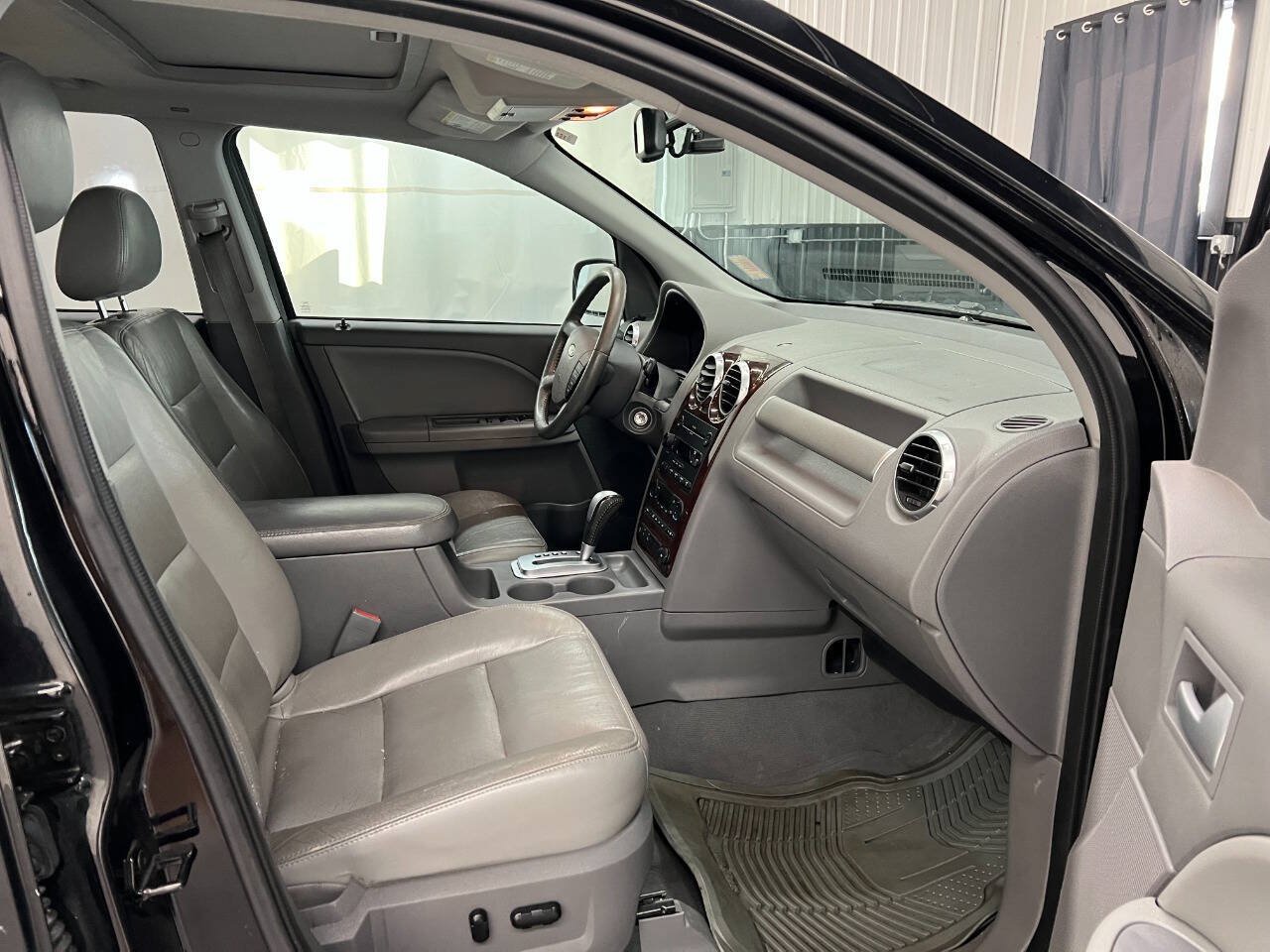Used 2007 Ford Freestyle SEL AWD/4WD image 12
