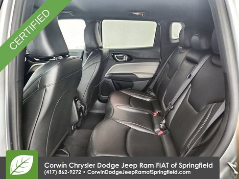 Certified 2025 Jeep Compass Limited AWD/4WD image 28