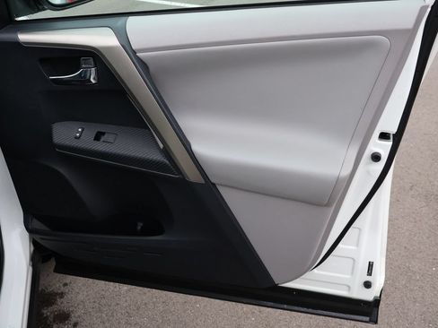 Used 2013 Toyota RAV4 Limited FWD image 11