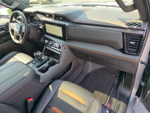Certified 2023 GMC Sierra 1500 AT4 w/ AT4 Preferred Package AWD/4WD image 30