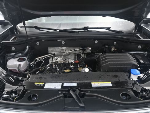 Used 2025 Volkswagen Atlas SE FWD image 24
