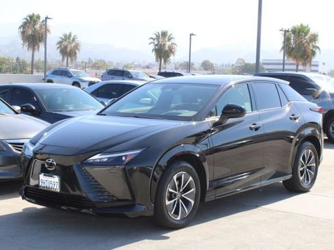 Certified 2023 Lexus RZ 450e Premium w/ Technology Package AWD/4WD image 3