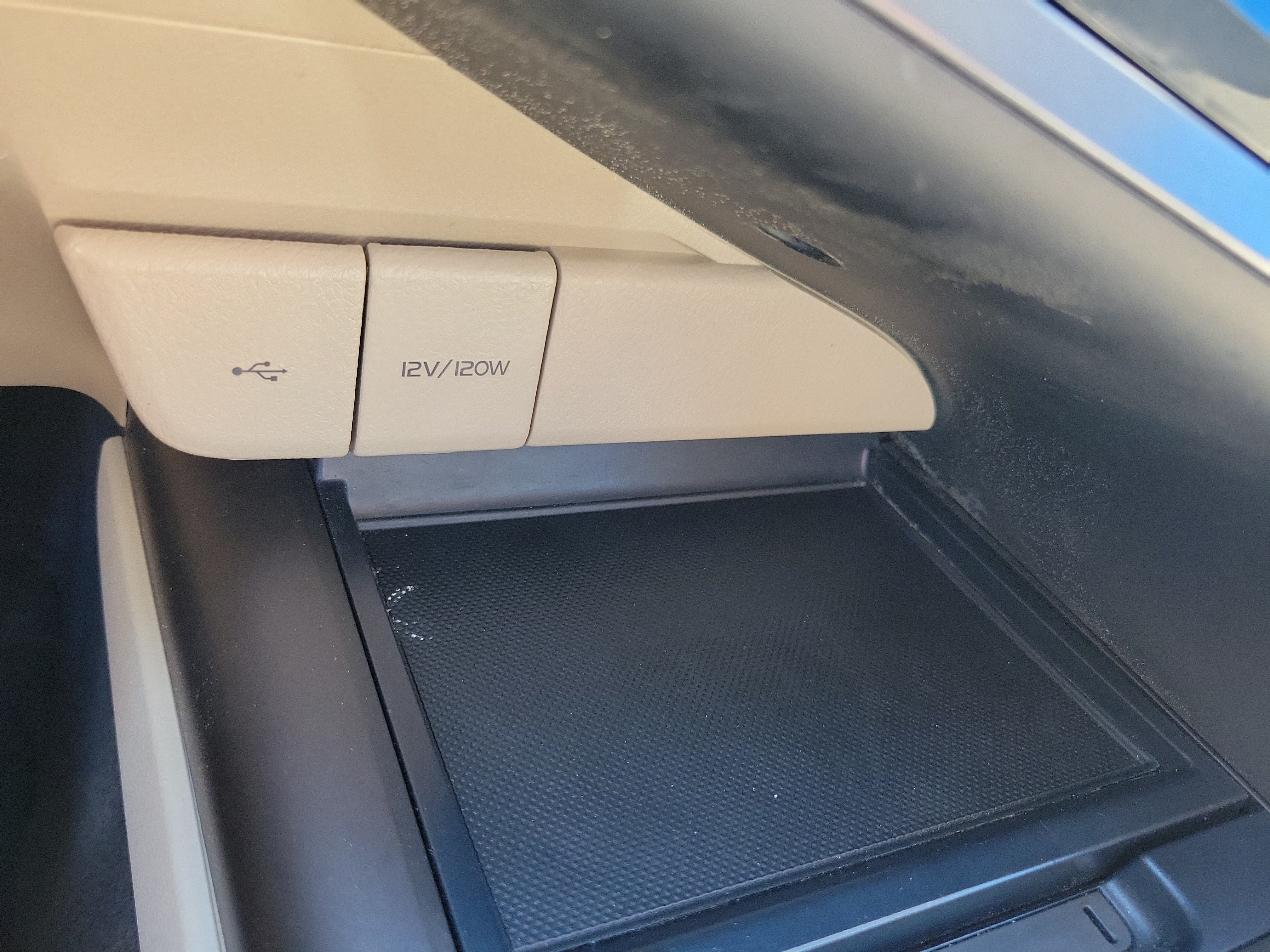 Used 2021 Toyota Camry LE FWD image 27