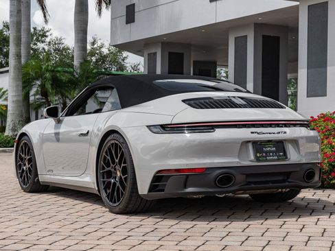 Used 2024 Porsche 911 Carrera GTS RWD image 31