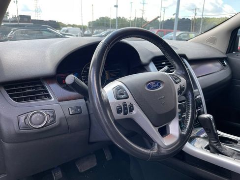 Used 2013 Ford Edge Limited FWD image 12