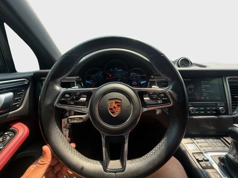 Used 2018 Porsche Macan Sport Edition AWD/4WD image 11