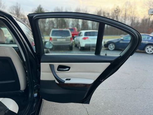 Used 2010 BMW 328i Sedan image 15