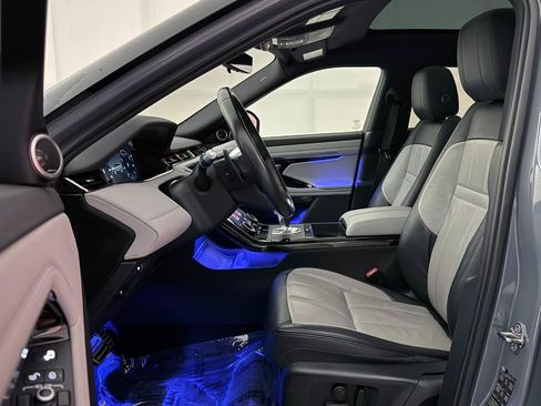 Used 2020 Land Rover Range Rover Evoque First Edition AWD/4WD image 18