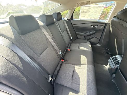 Used 2025 Honda Accord SE image 35