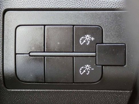Used 2023 RAM ProMaster 2500 FWD image 24